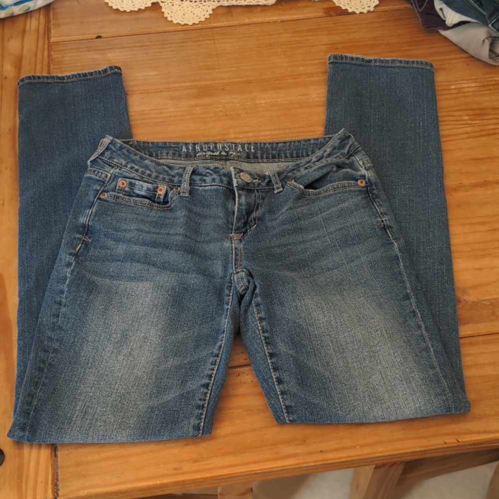 Aeropostale Med Wash Curvy Skinny Jeans, Size 2R
